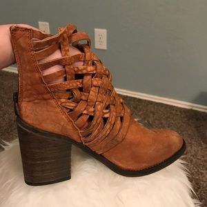 Free People Carrera Cognac Booties size 7.5